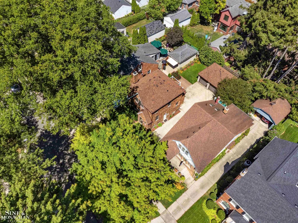 428 Cloverly Road Grosse Pointe Farms City, MI 48236