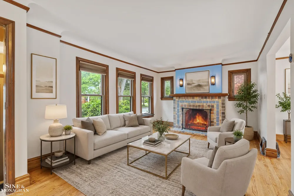 428 Cloverly Road Grosse Pointe Farms City, MI 48236