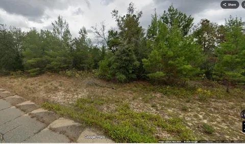 Lot 4, Unit 9, Blk 545 CANTERBURY DRIVE