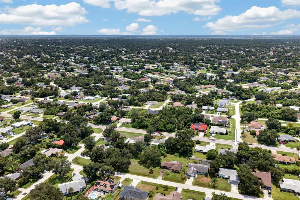 2058 LAKE VIEW BOULEVARD Port Charlotte, FL 33948