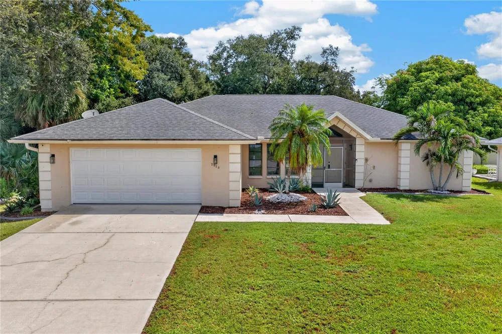 2058 LAKE VIEW BOULEVARD Port Charlotte, FL 33948