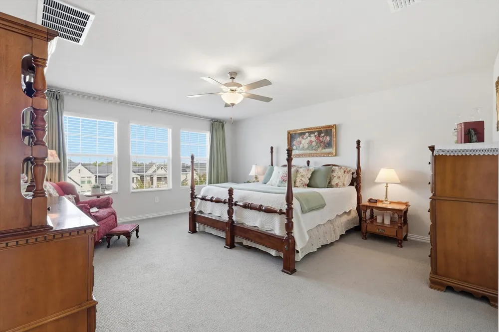 2645 Kings Canyon Mews Corinth, TX 76210