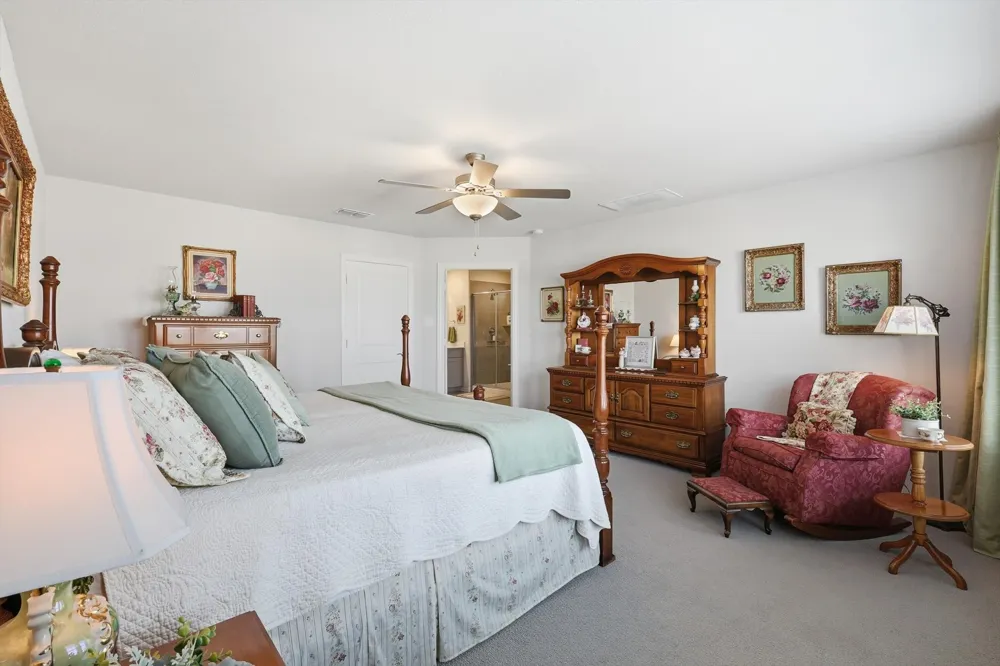 2645 Kings Canyon Mews Corinth, TX 76210