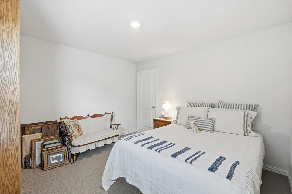 2645 Kings Canyon Mews Corinth, TX 76210