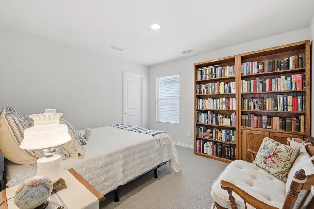 2645 Kings Canyon Mews Corinth, TX 76210