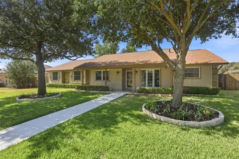 1550 Oak Creek Drive