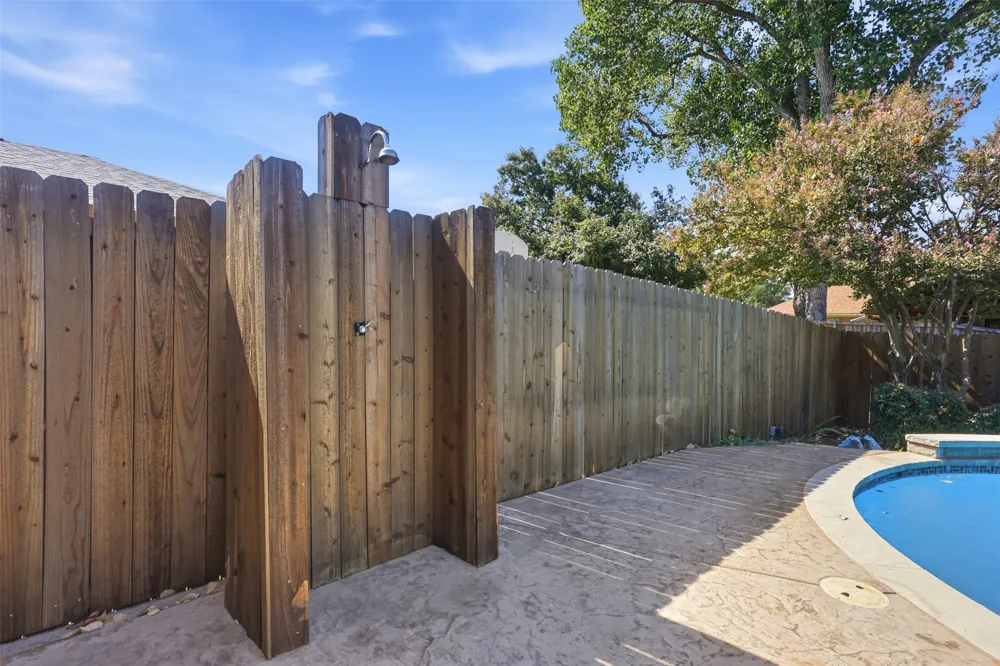 1550 Oak Creek Drive Lewisville, TX 75077