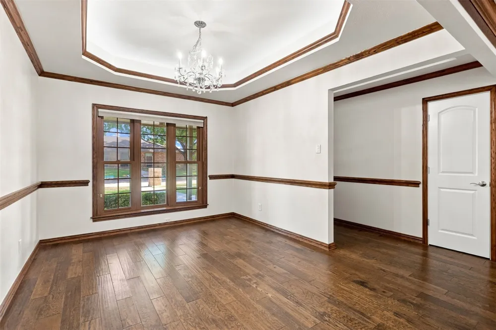 1550 Oak Creek Drive Lewisville, TX 75077