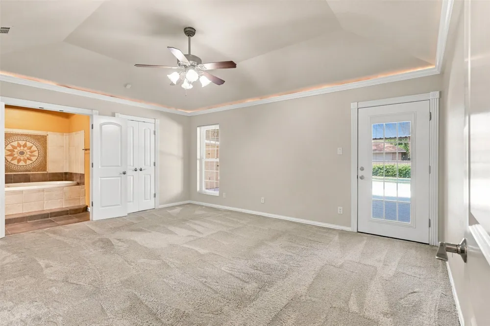 1550 Oak Creek Drive Lewisville, TX 75077