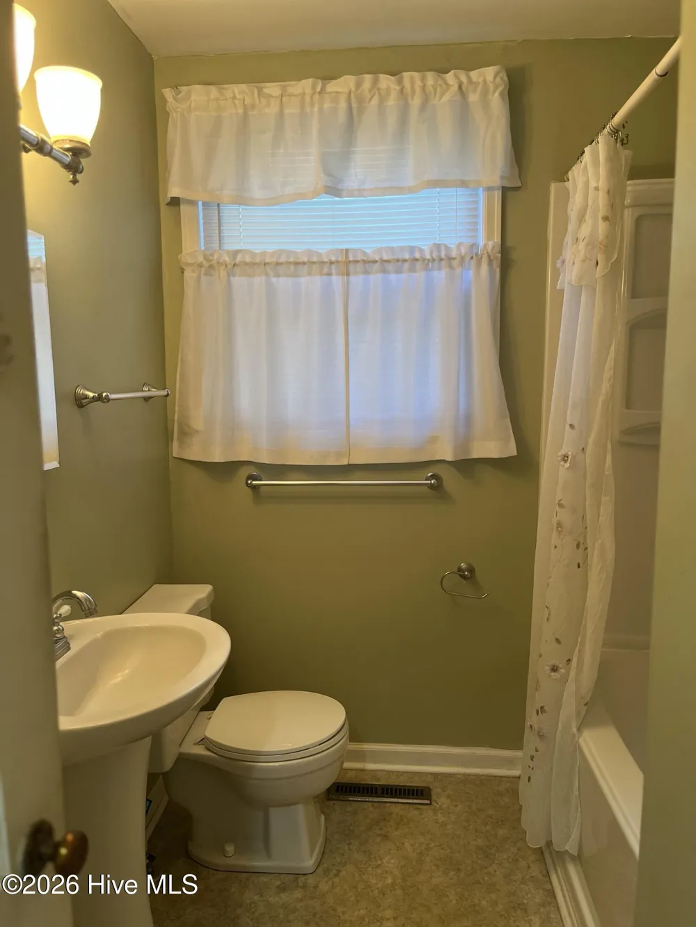206 Midland Way Laurinburg, NC 28352