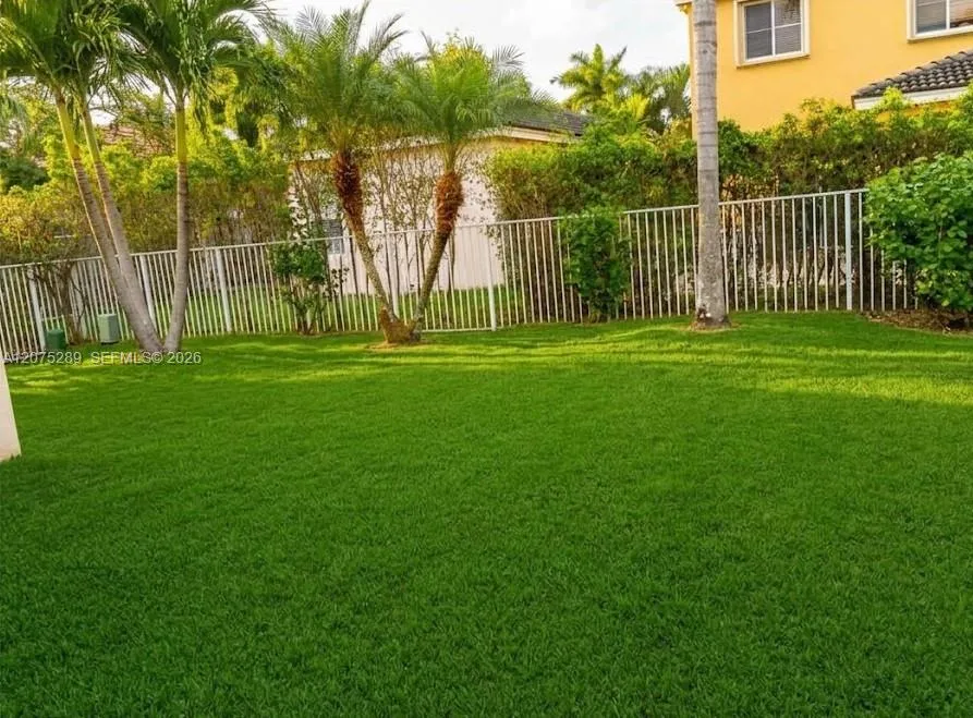 1804 Aspen Ln #0 Weston, FL 33327