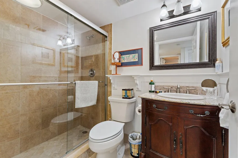374 Golfview Road #405 North Palm Beach, FL 33408