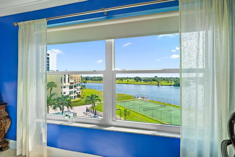 374 Golfview Road #405 North Palm Beach, FL 33408