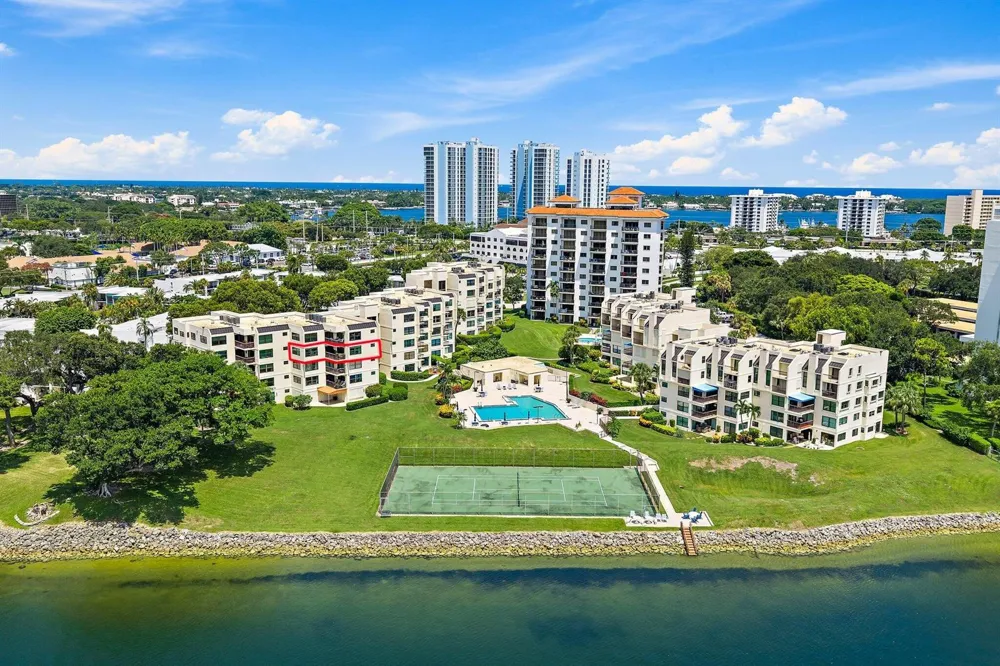 374 Golfview Road #405 North Palm Beach, FL 33408