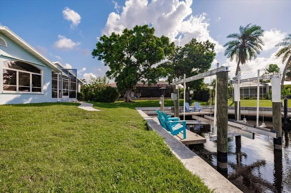 1711 BOCA RATON COURT Punta Gorda, FL 33950