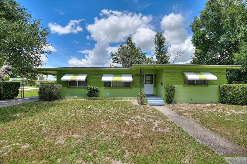 601 AVENUE U NE Winter Haven, FL 33881