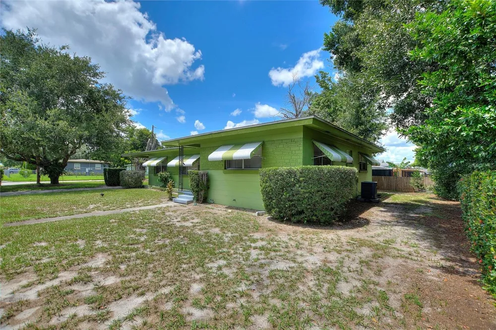 601 AVENUE U NE Winter Haven, FL 33881