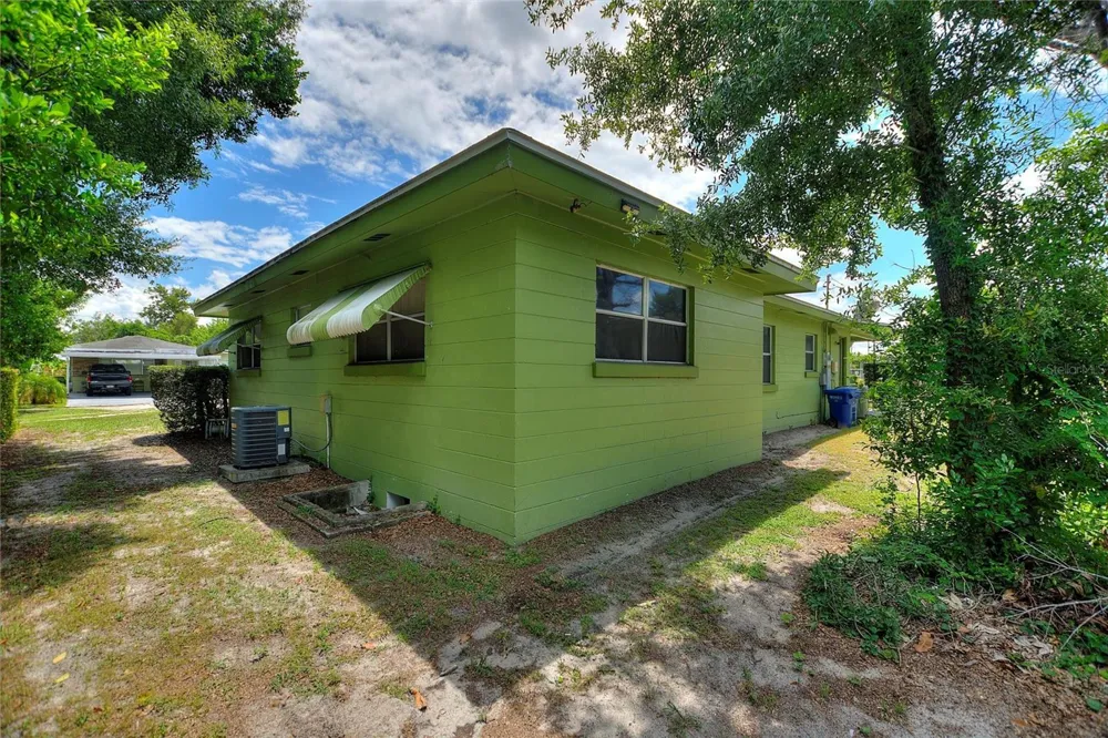 601 AVENUE U NE Winter Haven, FL 33881