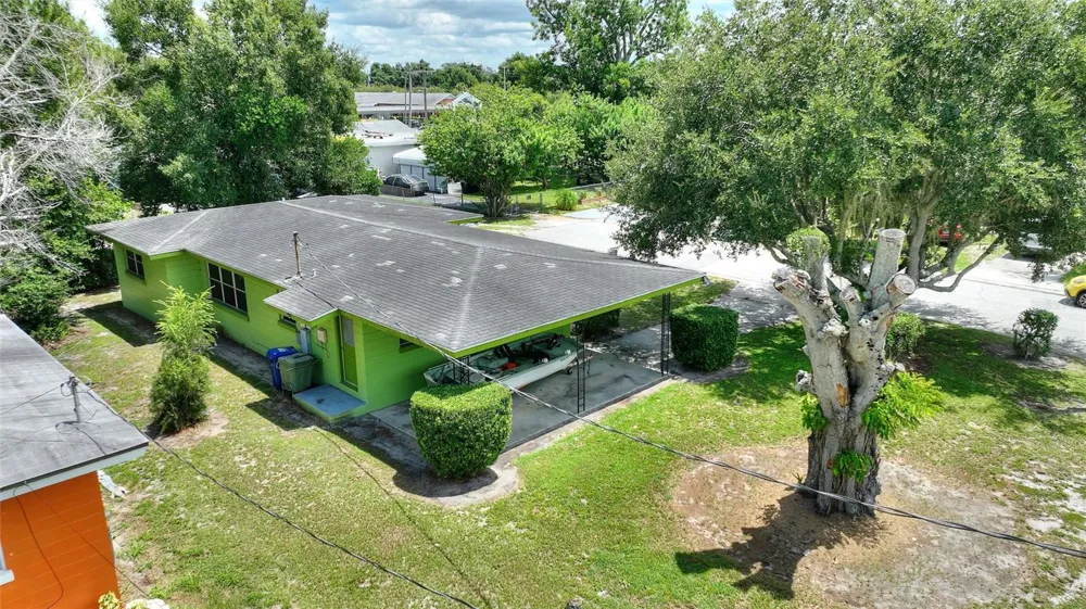 601 AVENUE U NE Winter Haven, FL 33881