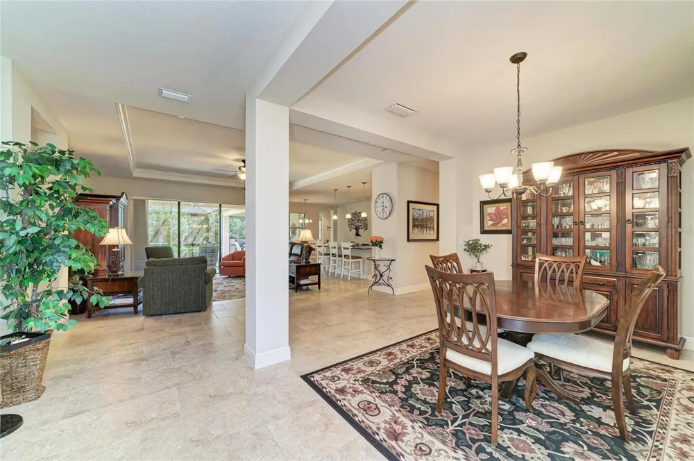 517 CHANTILLY TRAIL Bradenton, FL 34212