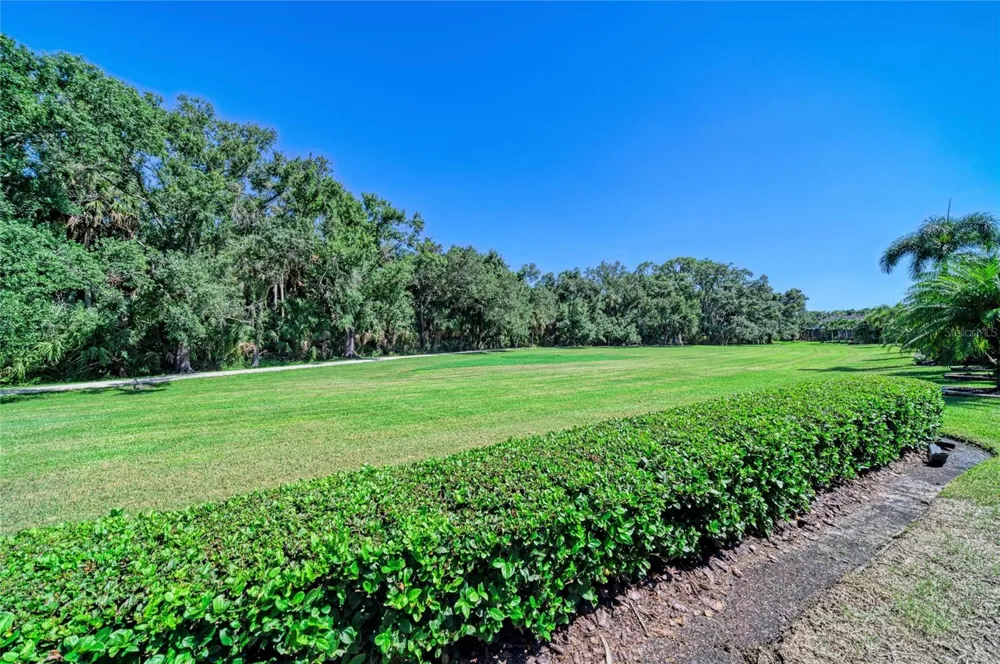 517 CHANTILLY TRAIL Bradenton, FL 34212