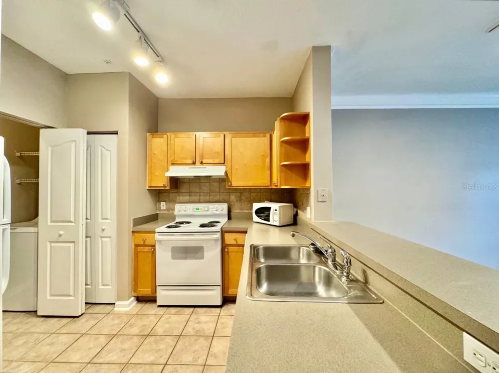 4207 S DALE MABRY HIGHWAY #5108 Tampa, FL 33611