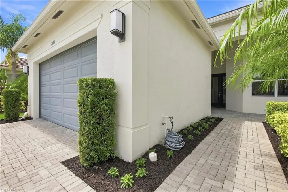 28410 Capraia Drive Bonita Springs, FL 34135