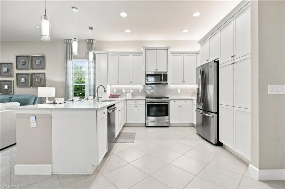 28410 Capraia Drive Bonita Springs, FL 34135
