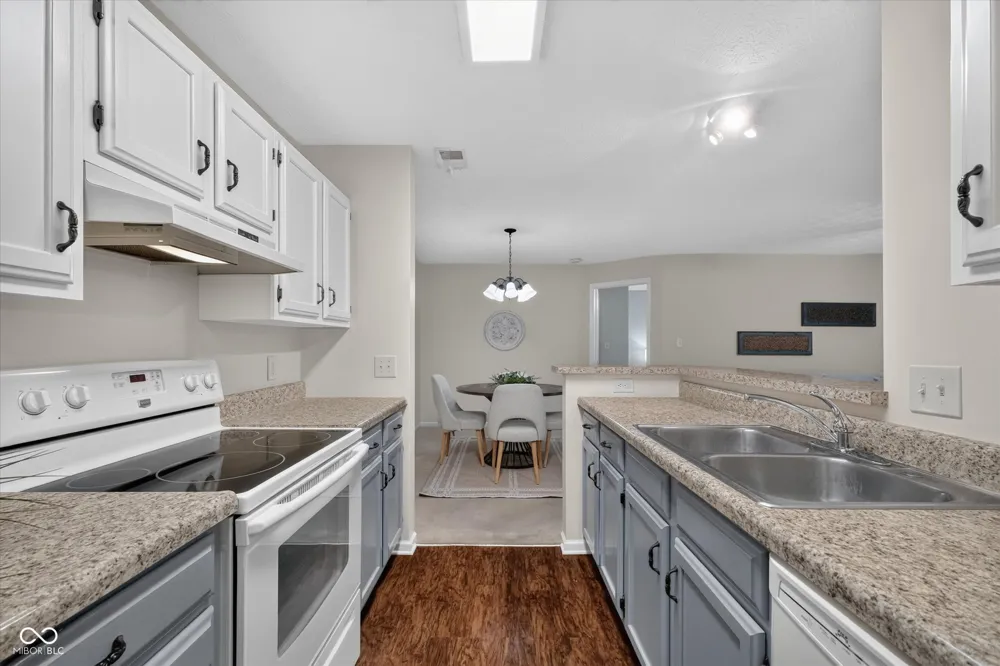 1076 Timber Creek Drive #UNIT 2 Carmel, IN 46032