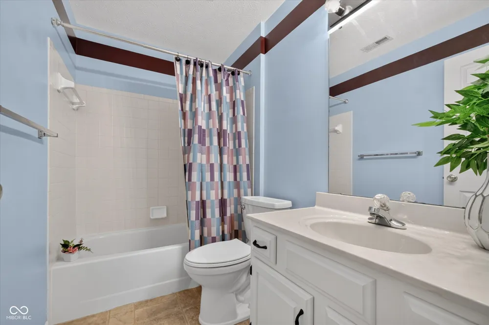 1076 Timber Creek Drive #UNIT 2 Carmel, IN 46032