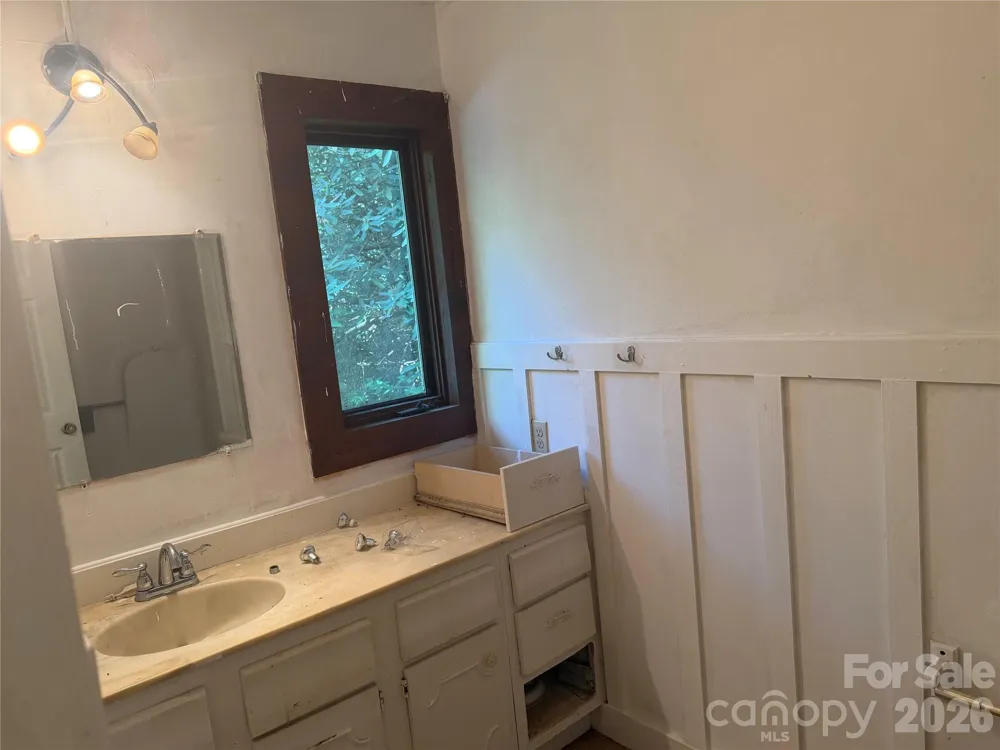19010 Rosman Highway Sapphire, NC 28774
