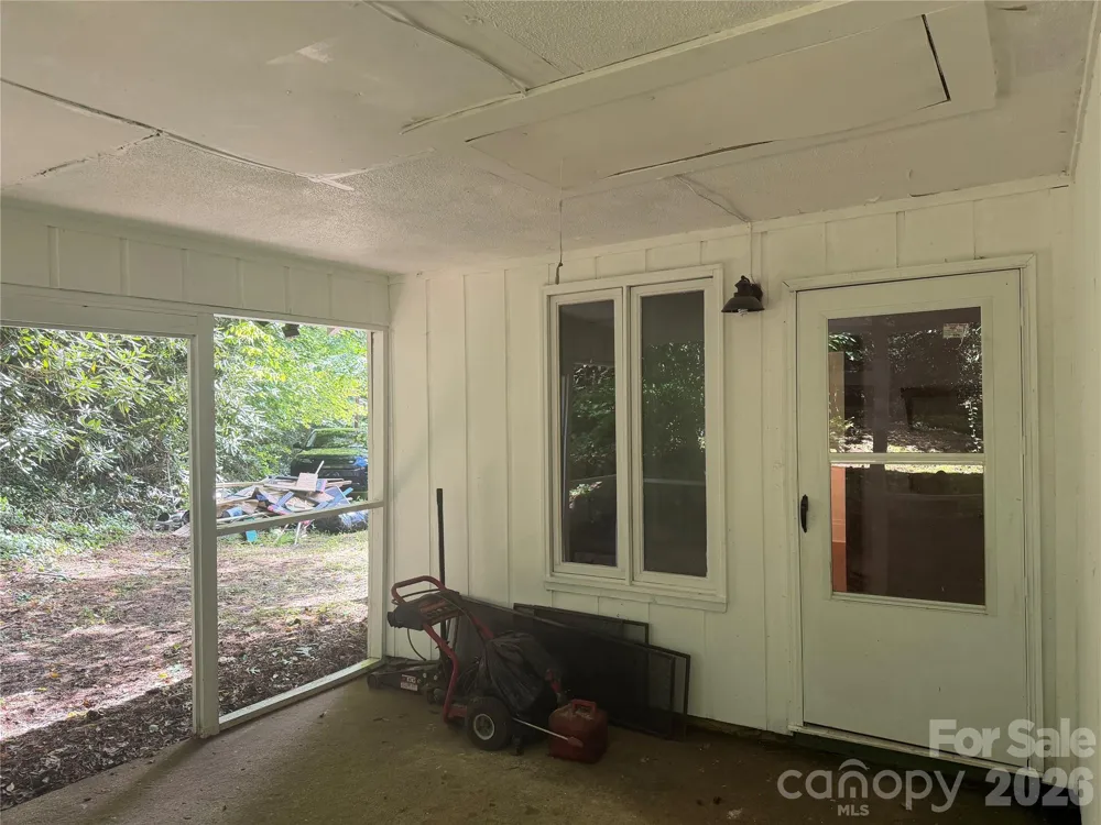 19010 Rosman Highway Sapphire, NC 28774
