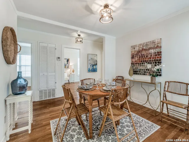 525 ABISO AVE Alamo Heights, TX 78209