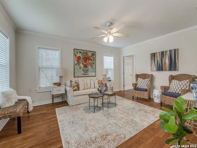 525 ABISO AVE Alamo Heights, TX 78209