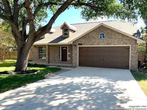 2546 WOODLAND VILLAGE PL