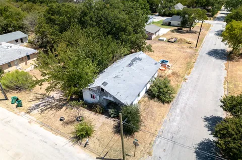 1101 Sanders Street