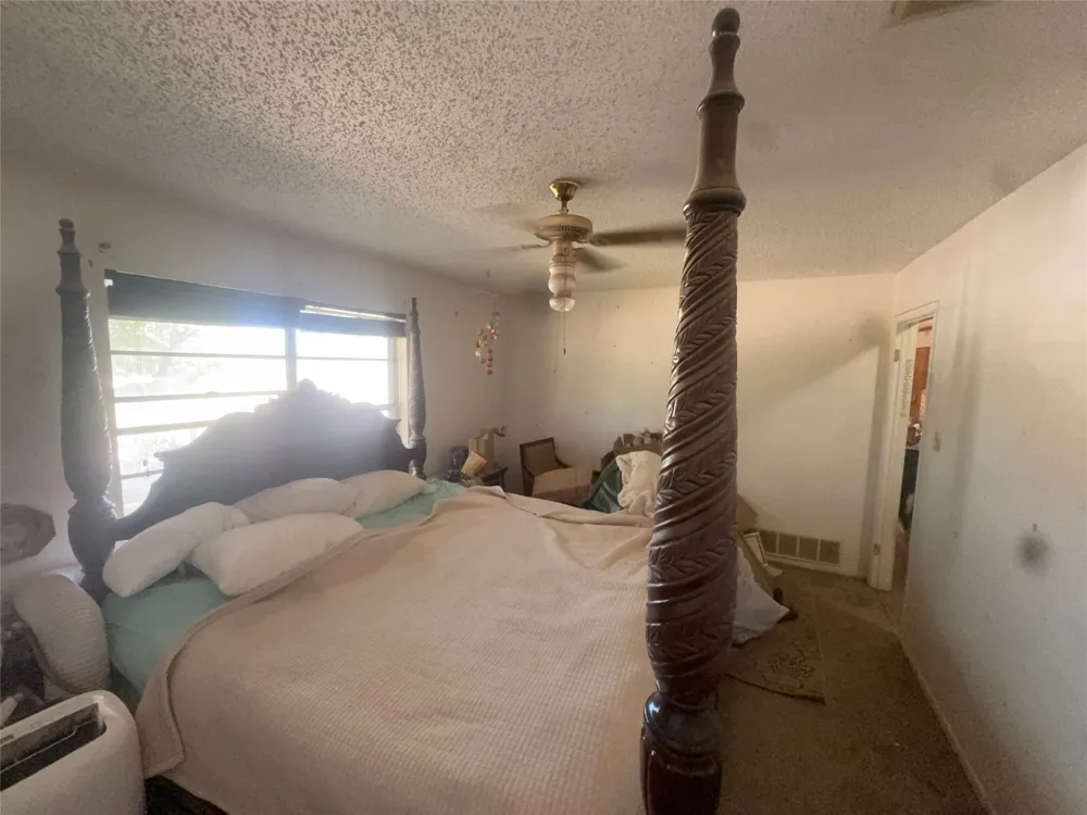 506 Avenue X Clifton, TX 76634