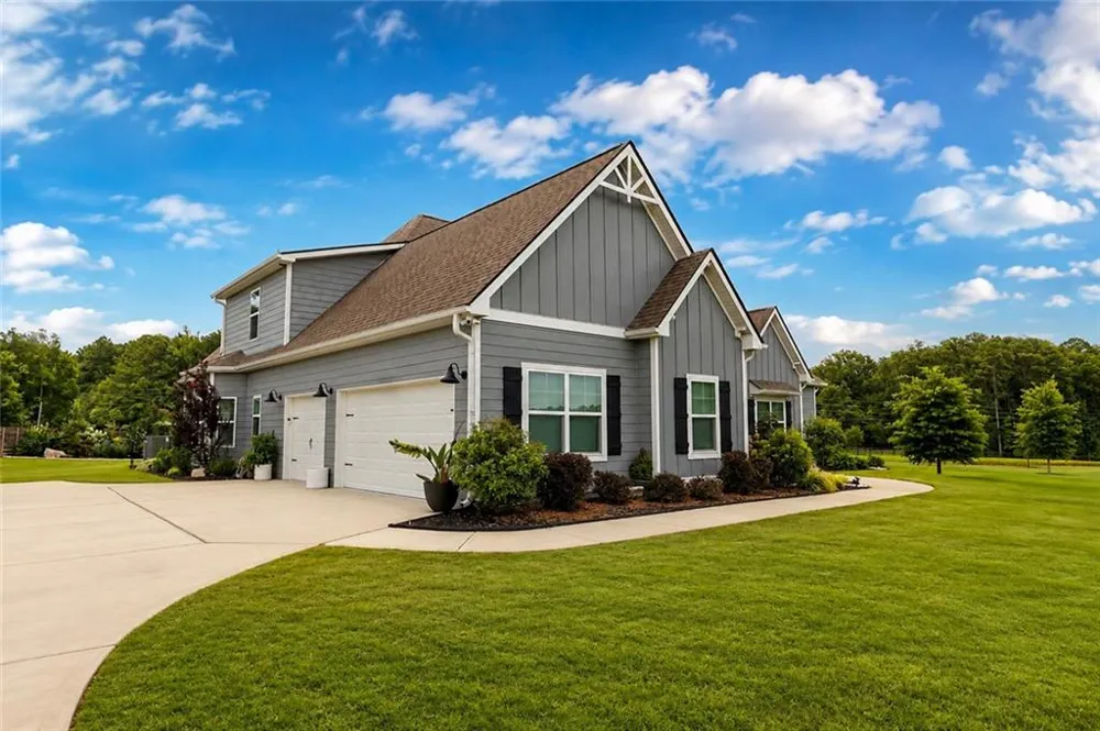 394 Bluff Mill Farms Drive Senoia, GA 30276