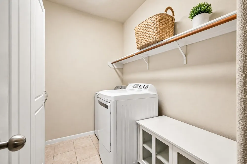 4112 S Meridian Greens Drive Dickinson, TX 77539