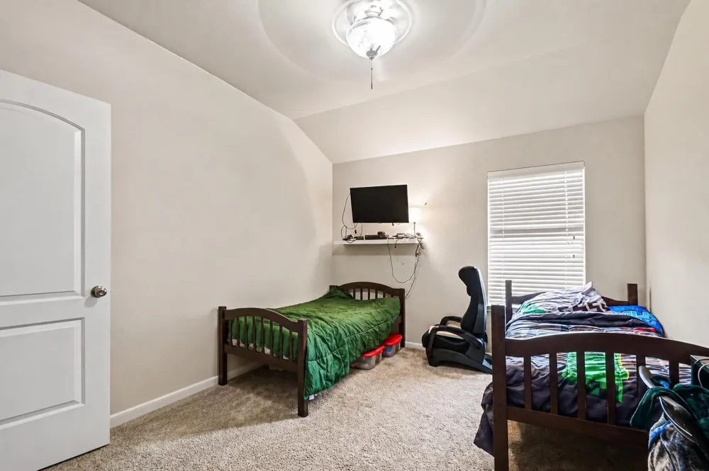 4112 S Meridian Greens Drive Dickinson, TX 77539