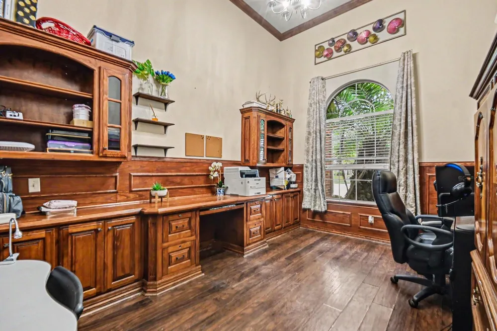 4112 S Meridian Greens Drive Dickinson, TX 77539