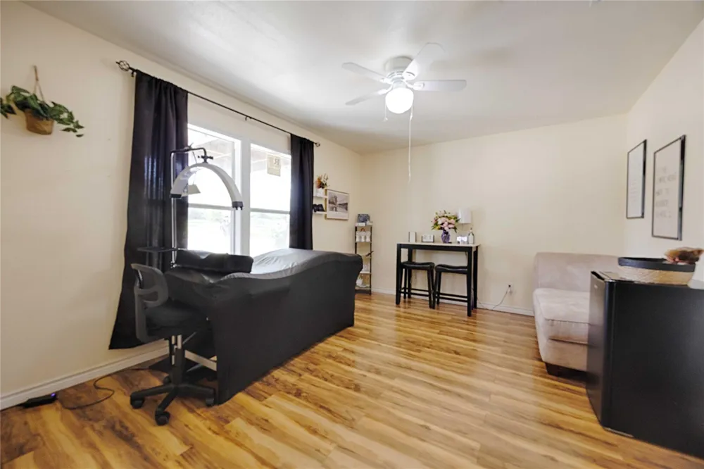 113 Thiele Drive Yoakum, TX 77995