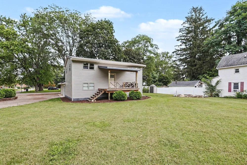 241 Morrison Street Coloma, MI 49038
