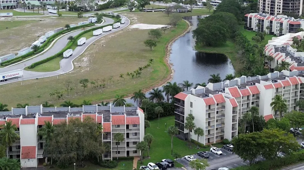 2550 PRESIDENTIAL WAY #106 West Palm Beach, FL 33401