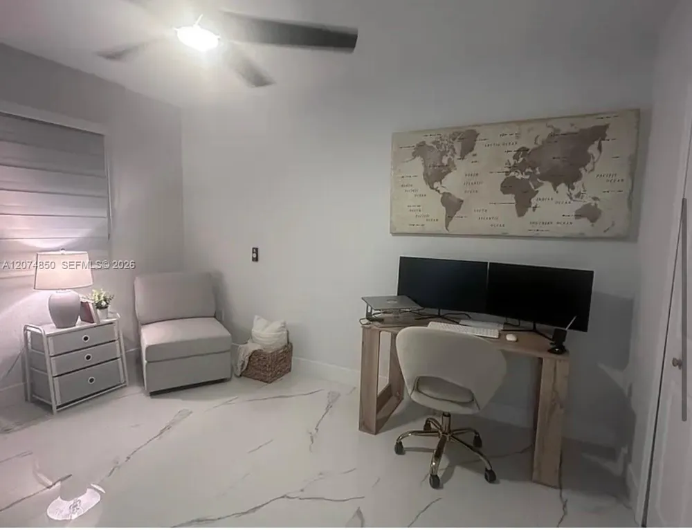 20950 SW 87th Ave #305 Cutler Bay, FL 33189