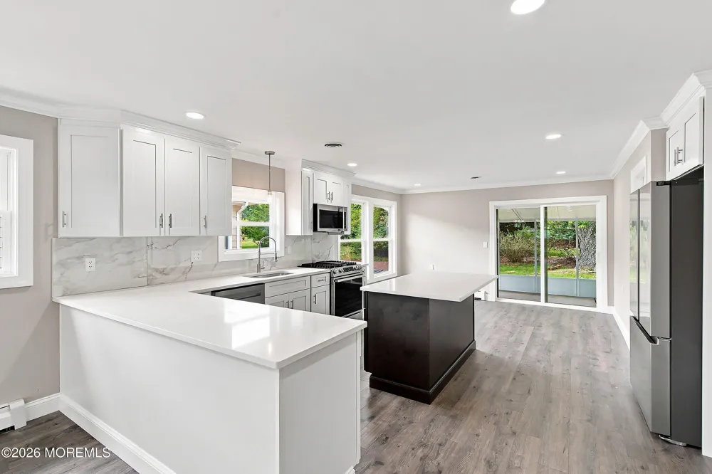 5 Le Lamentin Drive Toms River, NJ 08757