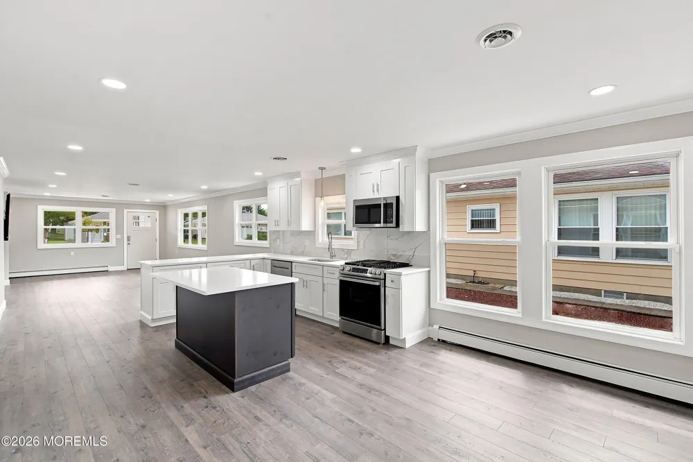 5 Le Lamentin Drive Toms River, NJ 08757