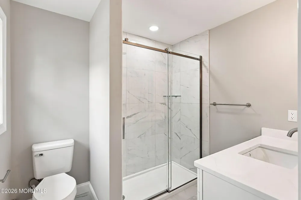 5 Le Lamentin Drive Toms River, NJ 08757