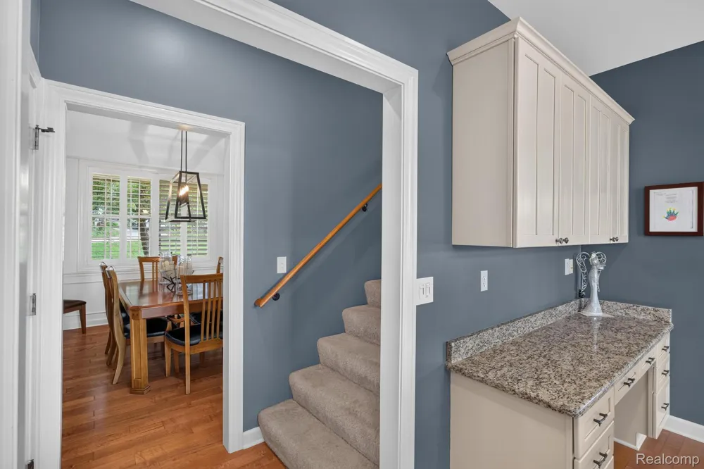 4755 S Quarry Creek White Lake Charter Township, MI 48383