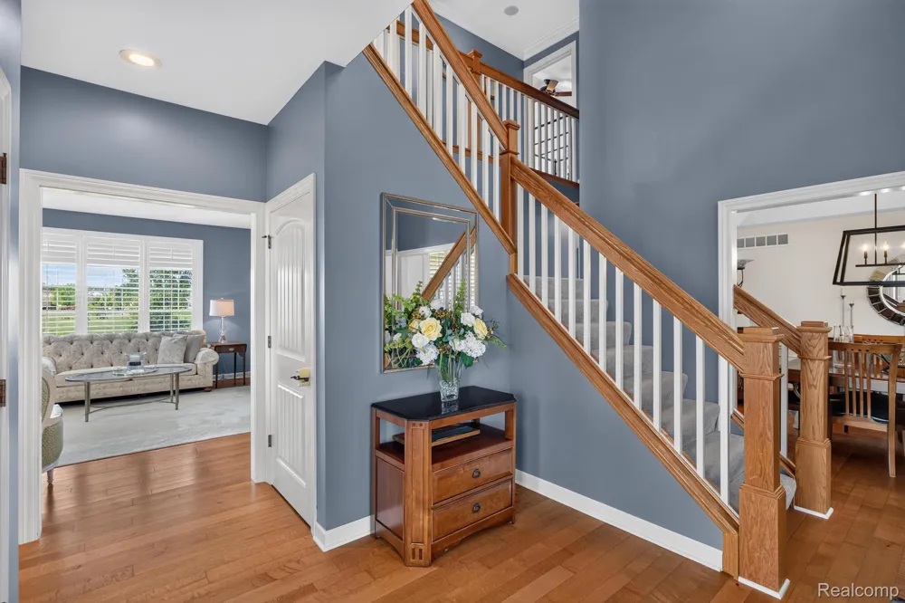 4755 S Quarry Creek White Lake Charter Township, MI 48383